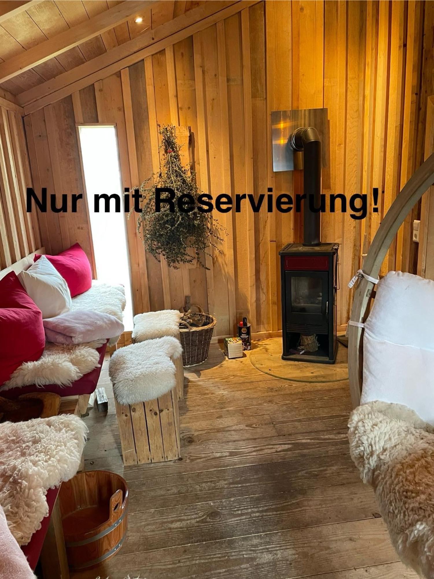 Die Dirndlkoenigin Grunenbach Kültér fotó